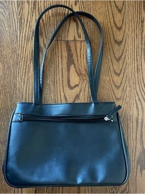 Classic Black Women's Shoulder Bag